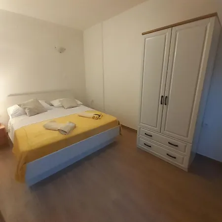 Sanja Apartmán *