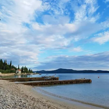 Sanja 아파트 슬라노