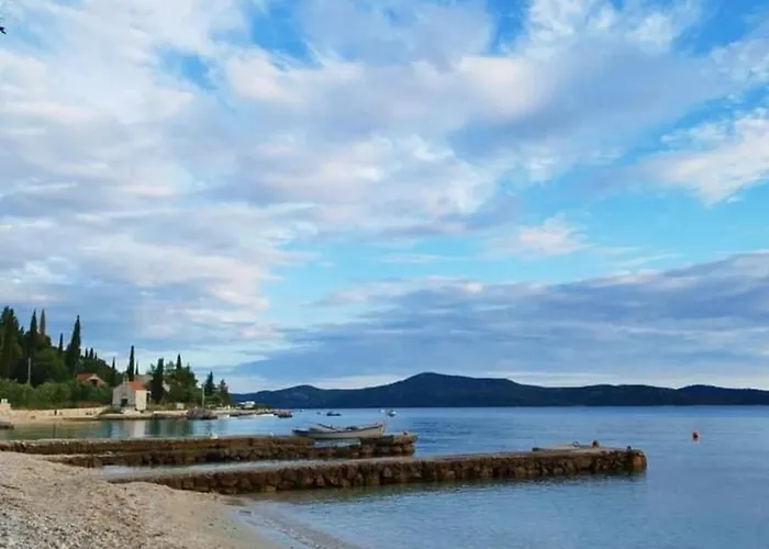 Sanja 아파트 슬라노